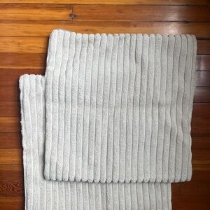 White Plush Throw Pillow Covers (2) 20x20" Throw Pillow